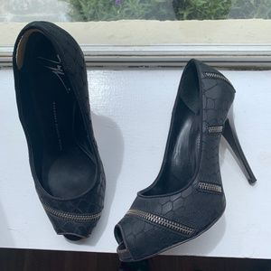 Zipper detail croc Print high heel peep toe pump